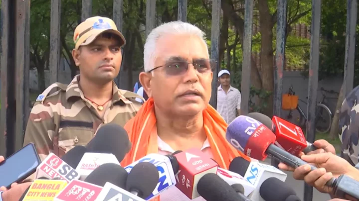 ভারতে নয় বাংলাদেশ-পাকিস্তানে গিয়ে নামাজ পড়ুন কেউ কিছু বলবে না: বিজেপির মন্ত্রী
