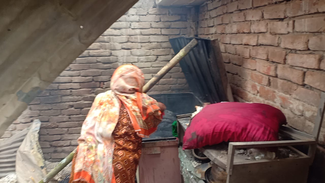 চাঁপাইনবাবগঞ্জে দুই পক্ষের সংঘর্ষে প্রাণ গেল একজনের, আহত ৫