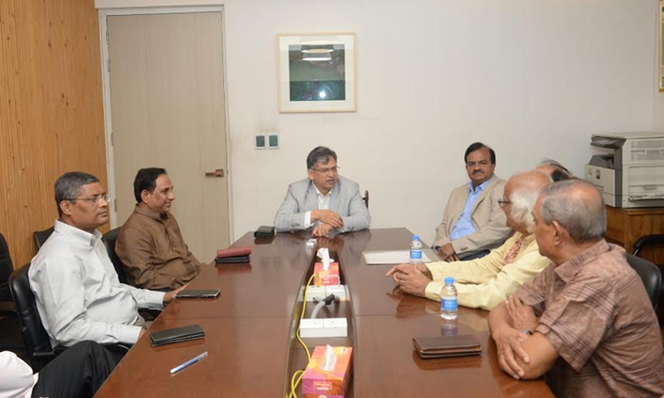 ‎সরকার সাম্প্রদায়িক সম্প্রীতি ও সর্বজনীন অধিকারে দৃঢ় বিশ্বাসী : স্বরাষ্ট্রমন্ত্রী