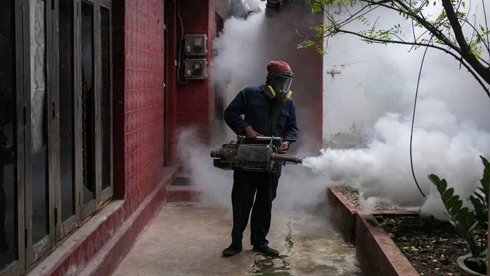 শ্রীলঙ্কায় ডেঙ্গু মোকাবিলায় মাঠে নামছে সেনাবাহিনী