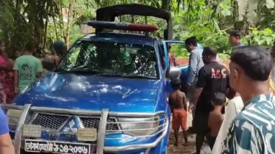 পরকীয়ার অভিযোগে ঘুমন্ত স্বামীর পুরুষাঙ্গ কেটে দিলো দ্বিতীয় স্ত্রী