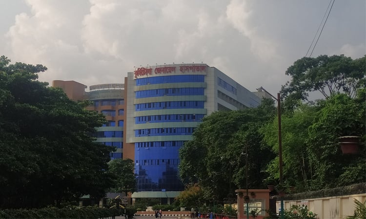 প্রধানমন্ত্রী’র প্রতিশ্রুতি অনুযায়ী কুর্মিটোলা হাসপাতালে বিনামূল্যে চিকিৎসাসেবা পাচ্ছেন ৩ বস্তির মানুষ