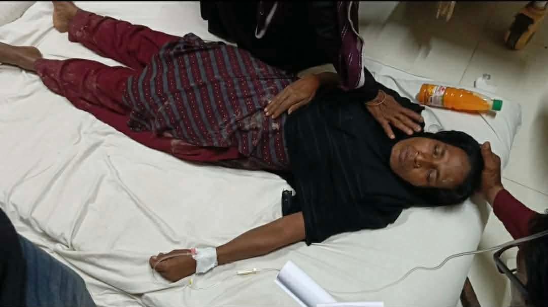 মনুমুখ ইউনিয়নের সাধু হাটি গ্রামে জমি সংক্রান্ত বিরোধের জেরে পিটিয়ে আহত ৫
