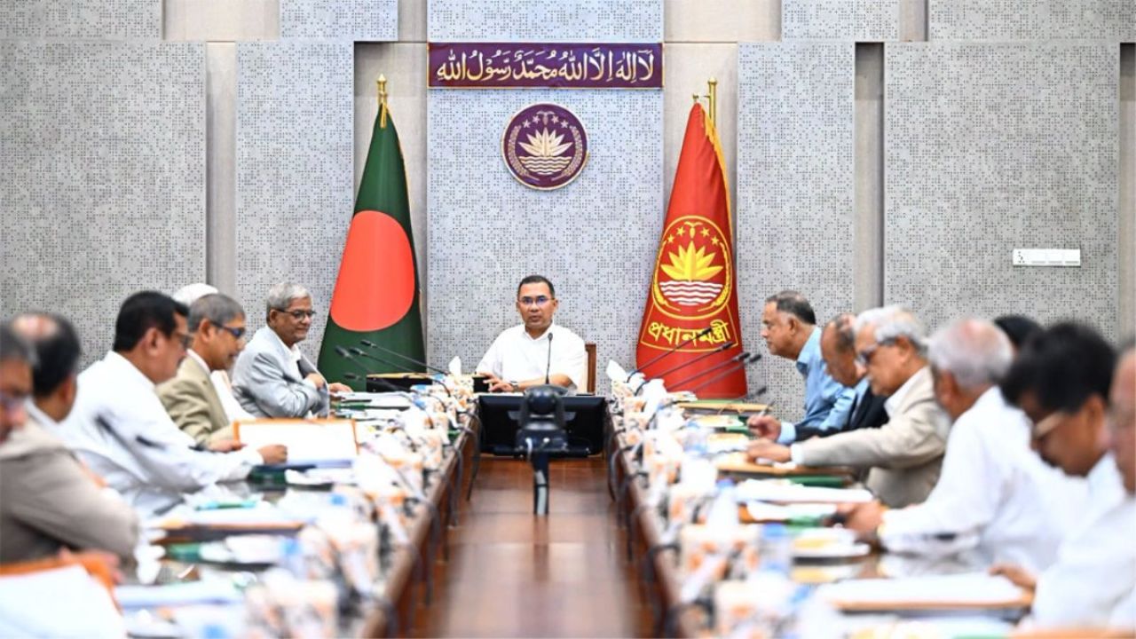 ৬ মাসের মাথায় মন্ত্রিসভায় রদবদল, আসতে পারে নতুন মুখ