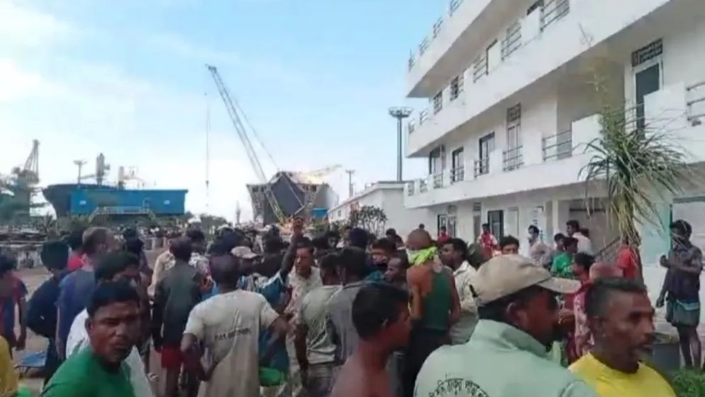 চট্টগ্রামে শিপইয়ার্ডে গ্যাস বিষক্রিয়া, নিহত বেড়ে ৫