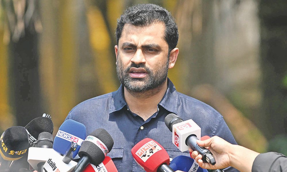 এ বছর বিপিএল স্থগিতের ইঙ্গিত বিসিবি সভাপতি তামিম ইকবালের
