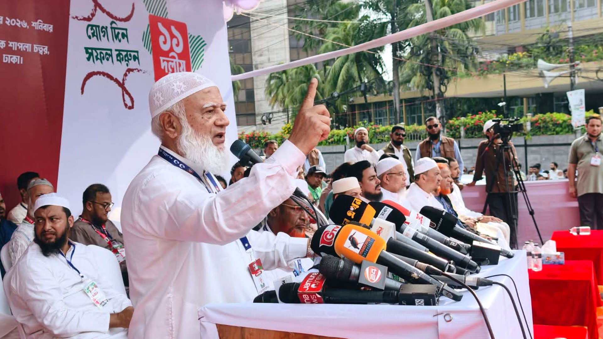 লংমার্চ থেকে ‘বৃহত্তর আন্দোলনে’র হুঁশিয়ারি, যে বার্তা দিলো বিরোধী জোট