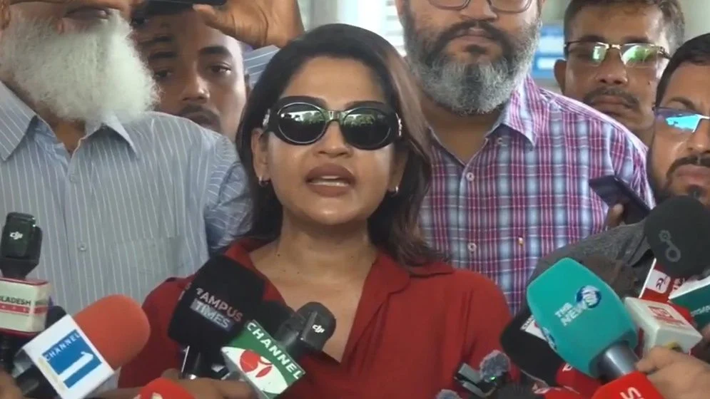 দেশে ফিরেই ভেনিসে হামলাকারীদের হুঁশিয়ারি দিলেন বাঁধন