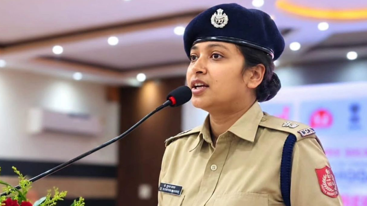 ‘আসসালামু আলাইকুম’, ‘ইনশাআল্লাহ’ বলায় ভারতে পুলিশ কর্মকর্তাকে বদলি