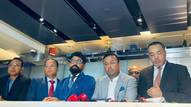 বোয়িংয়ের সঙ্গে আরও ১১টি বিমান কেনার চুক্তি হয়েছে: মাহদী আমিন