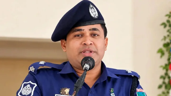 অডিও ‘ভাইরাল’: রাষ্ট্রদ্রোহের মামলায় ৫ দিনের রিমান্ডে ক্যান্টনমেন্ট থানার সেই ওসি