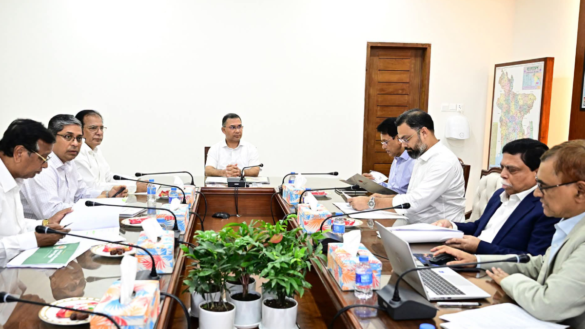 ২ মাসের মধ্যে ১ হাজার খেলার মাঠ তৈরির নির্দেশ প্রধানমন্ত্রীর