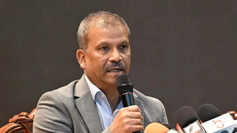 ড. ইউনূসকে হেনস্তা, ক্ষোভ জানালেন আসিফ নজরুল