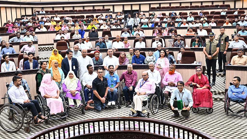 প্রতিবন্ধী ব্যক্তিদের সর্বোচ্চ সহযোগিতার আশ্বাস প্রধানমন্ত্রীর