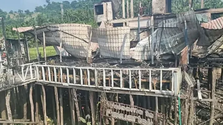 কক্সবাজারের রিসোর্টে ভয়াবহ অগ্নিকাণ্ডে ১০ পর্যটক নিহত