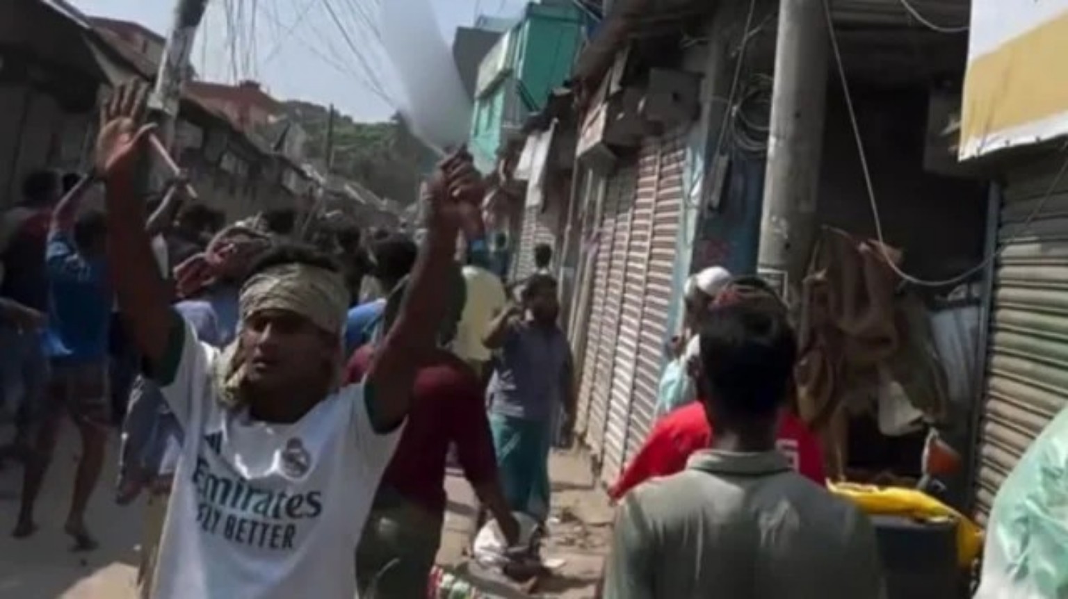 খুলনায় বিএনপির দুই পক্ষের সংঘর্ষ, আহত ৭