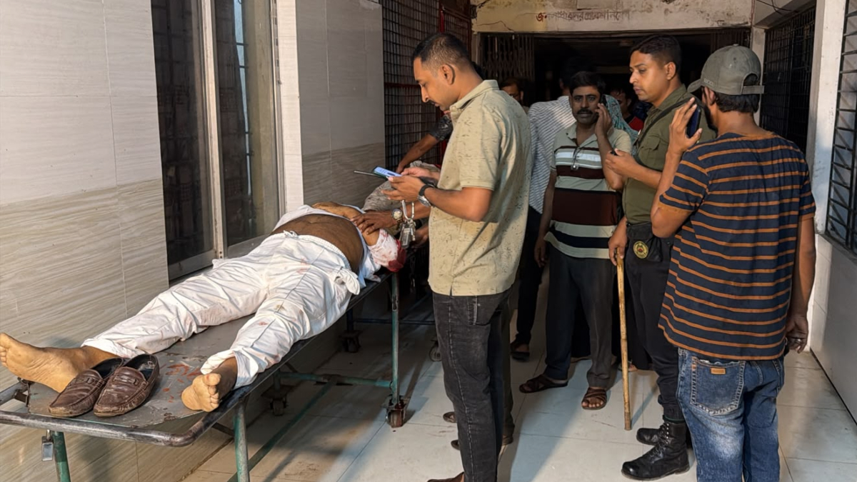 পাবনায় শ্রমিক লীগের নেতাসহ ২ জনকে গুলি করে হত্যা