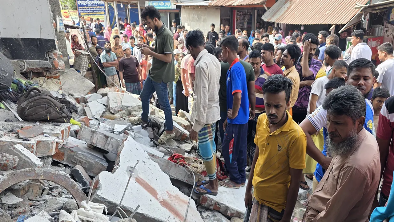 গাজীপুরে সেপটিক ট্যাংক বিস্ফোরণ, গার্মেন্টস কর্মীর মৃত্যু